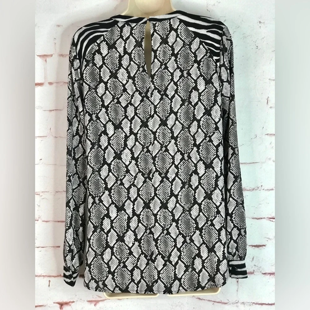 MICHAEL Michael Kors XS Snake Print Keyhole Neck Black & Gray Long Sleeve Blouse